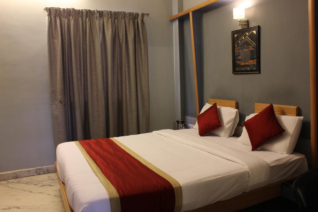 Hotel Manasa Paradise Bangalore Exterior foto
